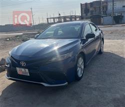 تۆیۆتا کامری